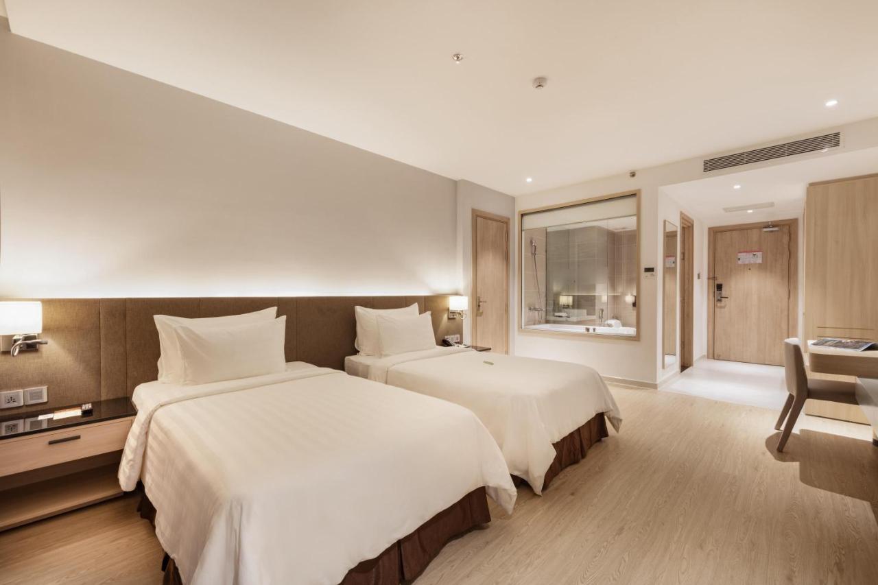 Dqua Hotel Nha Trang Exterior foto