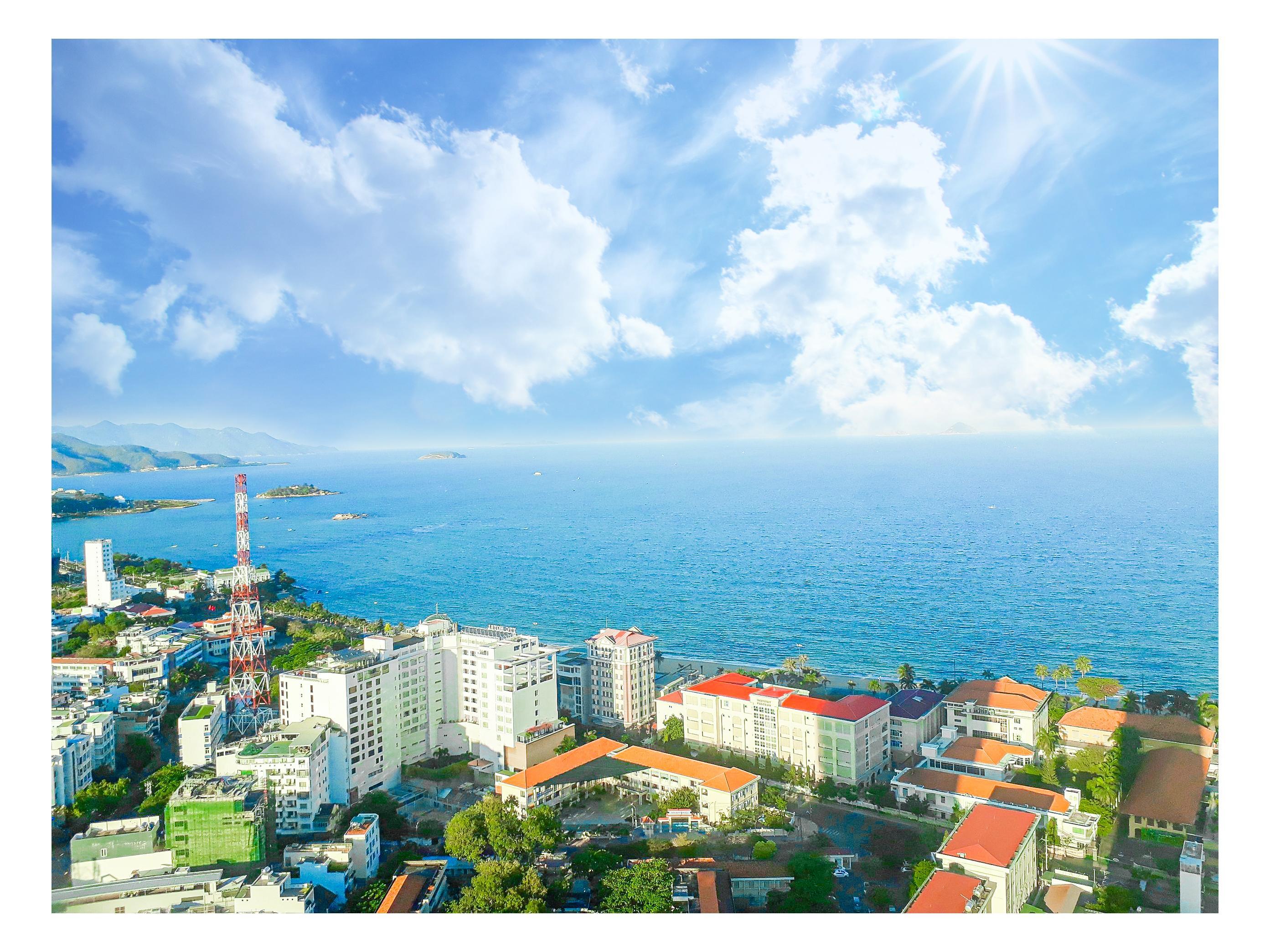 Dqua Hotel Nha Trang Exterior foto